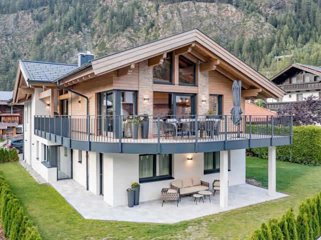 Maison / Résidence de vacances|Gartenapartment|Ötztal|Längenfeld