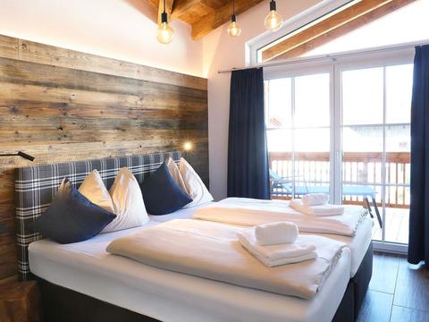 Interiér|Superior 1 Schlafzimmer mit Balkon|Pinzgau|Kaprun