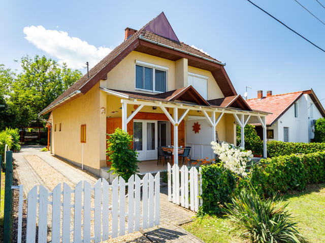 Huis/residentie|Jazmin (SZA112)|Balaton zuidoever|Balatonszarszo