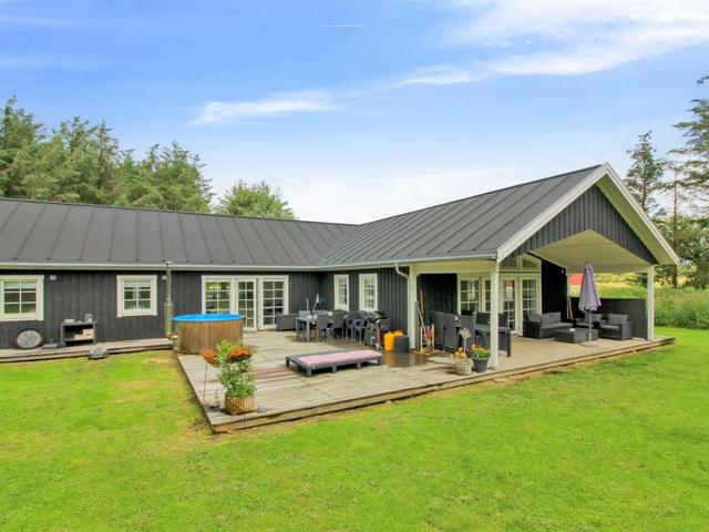 House/Residence|"Hela" - 1.5km from the sea|Northwest Jutland|Hjørring