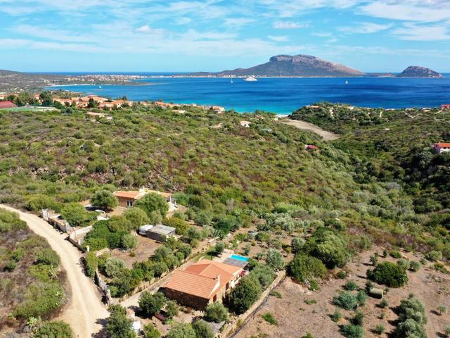 La struttura|Iride|Sardegna|Golfo Aranci