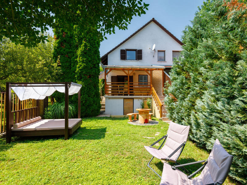 Maison / Résidence de vacances|Violetta 3|Lac Balaton rive nord|Balatonkenese