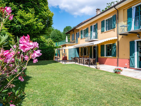 Dom/Rezydencja|Rosso+Bianco|Piemonte-Langhe & Monferrato|Vigliano d'Asti