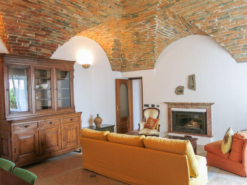 Inside|Casa Serra|Piemonte-Langhe & Monferrato|Asti