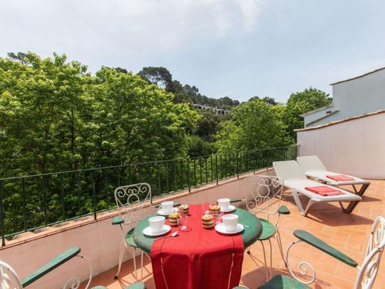 Lomahuoneisto S'Esquirols Nº7, Espanja, Costa Brava, Sa Riera, Terassi