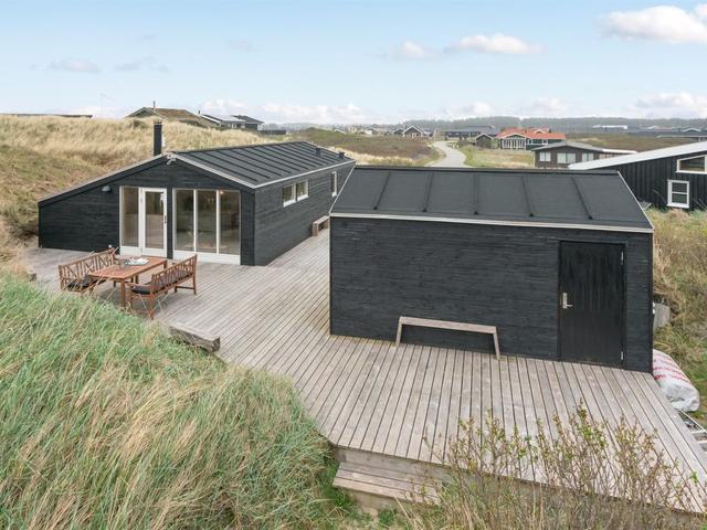 House/Residence|"Mylius" - 100m from the sea|Northwest Jutland|Løkken