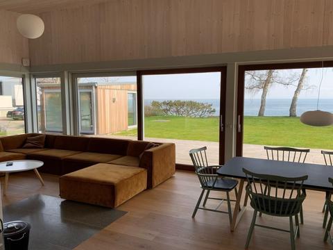 Inside|"Vanta" - 10m from the sea|Sealand|Gilleleje