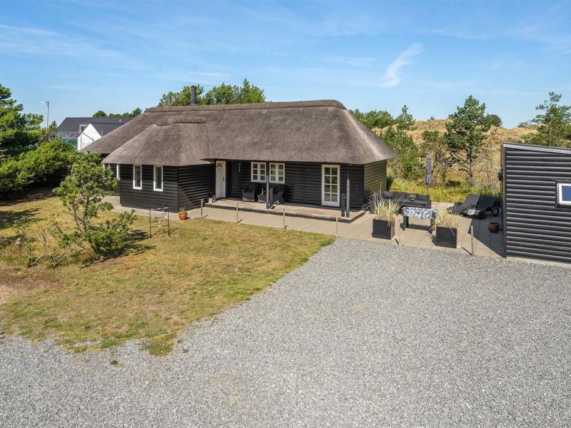 Hus/ Residence|"Aila" - 1.4km from the sea in Western Jutland|Jyllands västkust|Blåvand