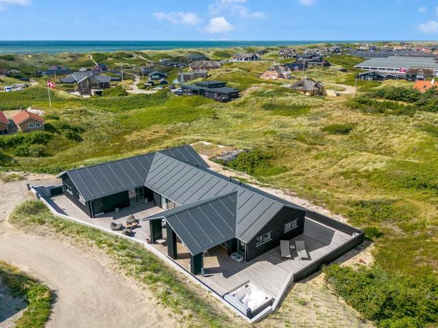 Huis/residentie|"Maximiliane" -  from the sea|De westkust van Jutland|Ringkøbing