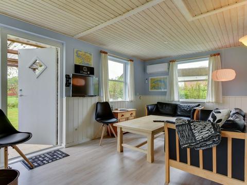 Inside|"Venla" - 150m from the sea|Southeast Jutland|Augustenborg