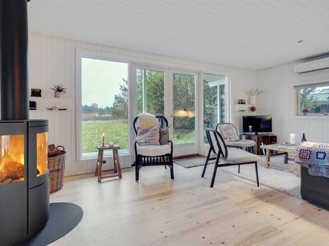 Inside|"Ayelen" - 600m from the sea|Northwest Jutland|Saltum