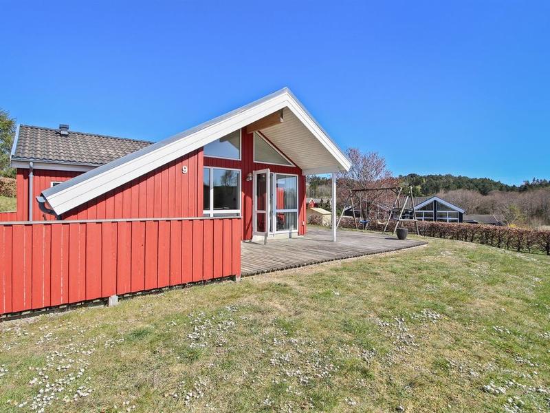 Hus/ Residence|"Rani" - 800m from the sea in Djursland and Mols|Djursland & Mols|Ebeltoft