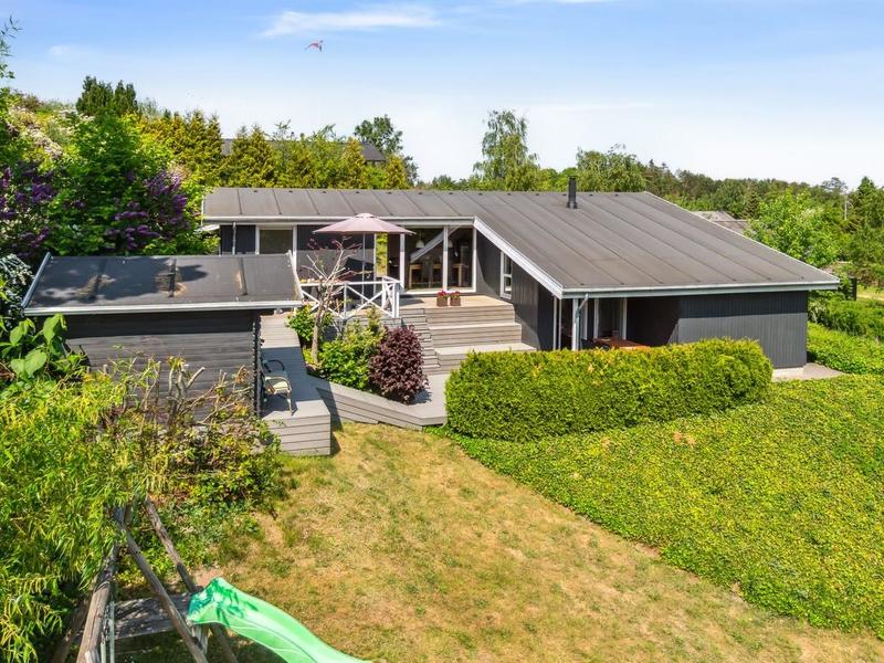 Hus/ Residence|"Gerhild" - 300m from the sea in Djursland and Mols|Djursland & Mols|Ebeltoft