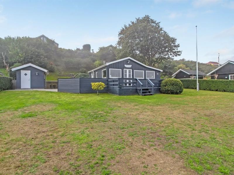 Hus/ Residence|"Helvi" - 50m from the sea in Djursland and Mols|Djursland & Mols|Allingåbro