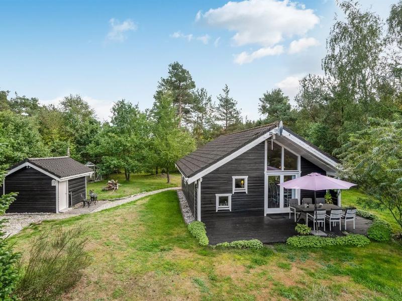 Hus/ Residence|"Fiallar" - 7.5km from the sea in Djursland and Mols|Djursland & Mols|Rønde