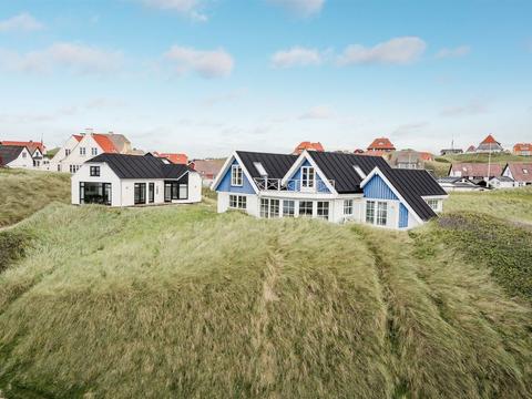 House/Residence|"Hillegonde" - 30m from the sea|Northwest Jutland|Hjørring