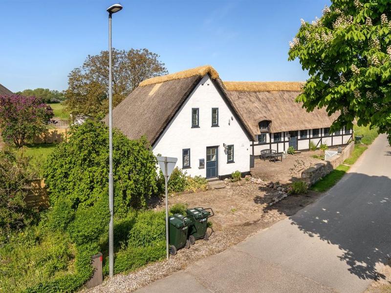 Hus/ Residence|"Jyri" - 220m from the sea in Funen|Fyn & öar|Humble