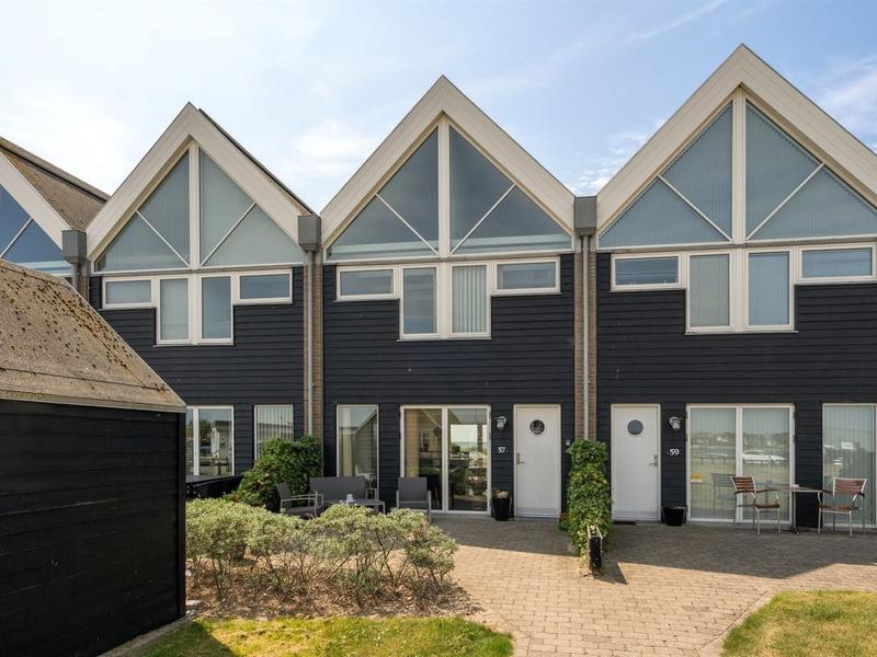 Hus/ Residence|"Lucjan" - 50m from the sea in Funen|Fyn & öar|Assens