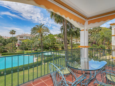 Maison / Résidence de vacances|Hacienda Nagueles|Costa del Sol|Marbella