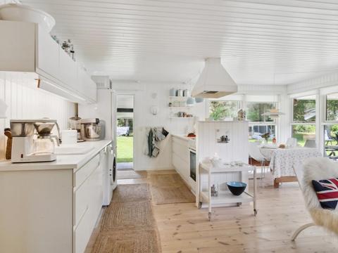 Inside|"Hollie" - 550m from the sea|Sealand|Sjællands Odde