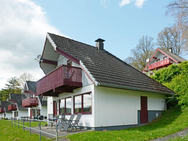 Dom/Rezydencja|Dorf 1/Haus 14|Hessisches Bergland|Kirchheim