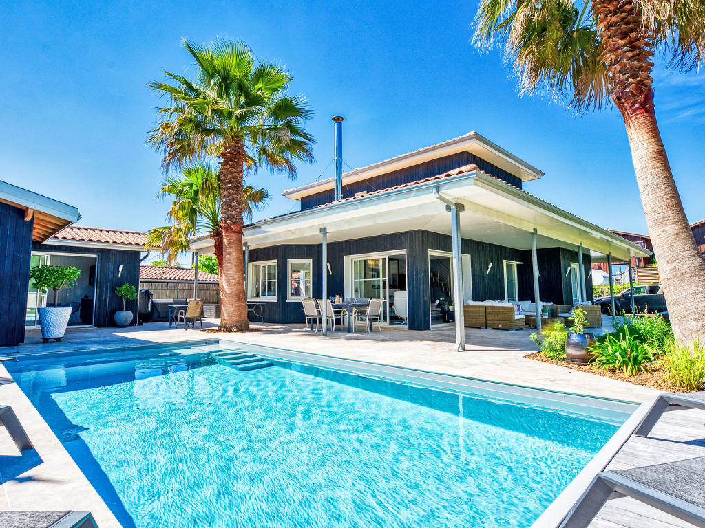 Holiday House Plein Air Interhome