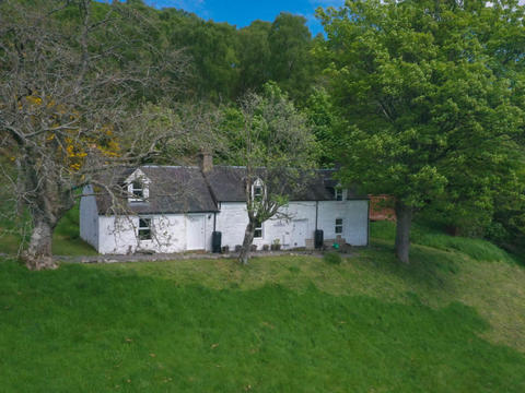 House/Residence|East Balcraggan|Scotland|Drumnadrochit