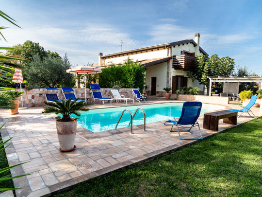 Casa Rêve d'Or, Italia, Abruzzo, Città Sant'Angelo, Piscina esterna