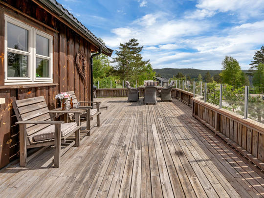 Kuća Solfridbu, Norveška, Åseral, Eikerapen, Terasa