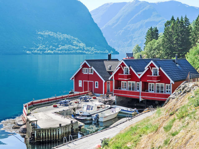 Haus/Residenz|Jambueggi|(Äußerer) Sognefjord|Arnafjord