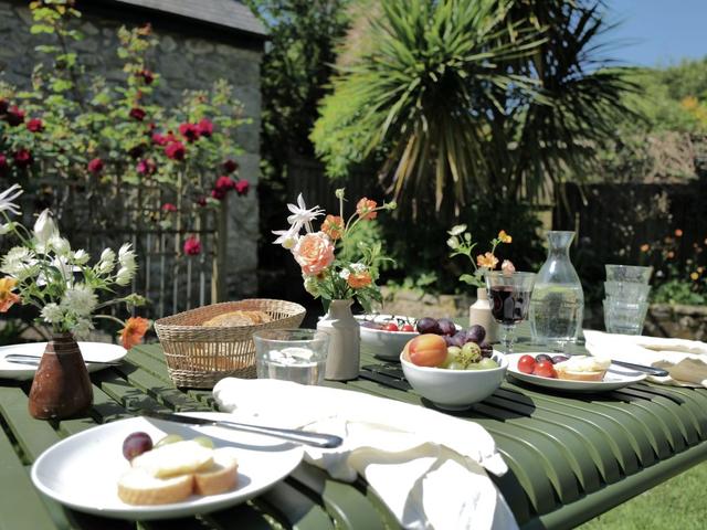 House/Residence|The Old Granary|South-West|Penzance