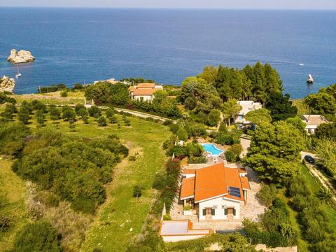 La struttura|La Vela|Sicilia|Scopello