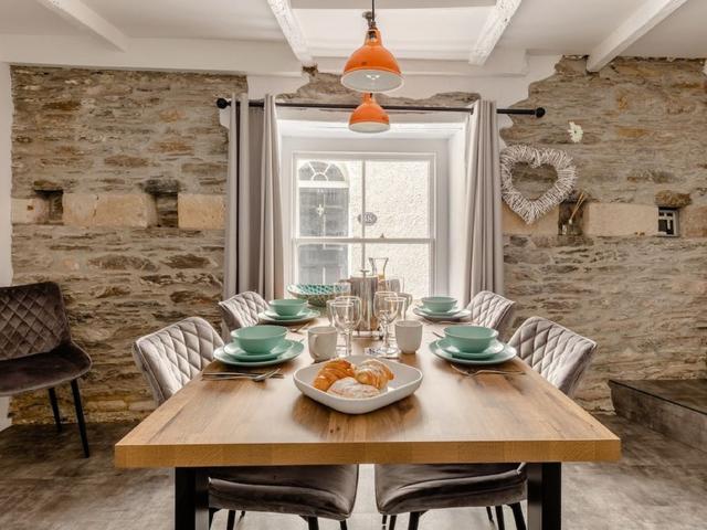 Inside|Winterbrook Cottage|South-West|Mevagissey