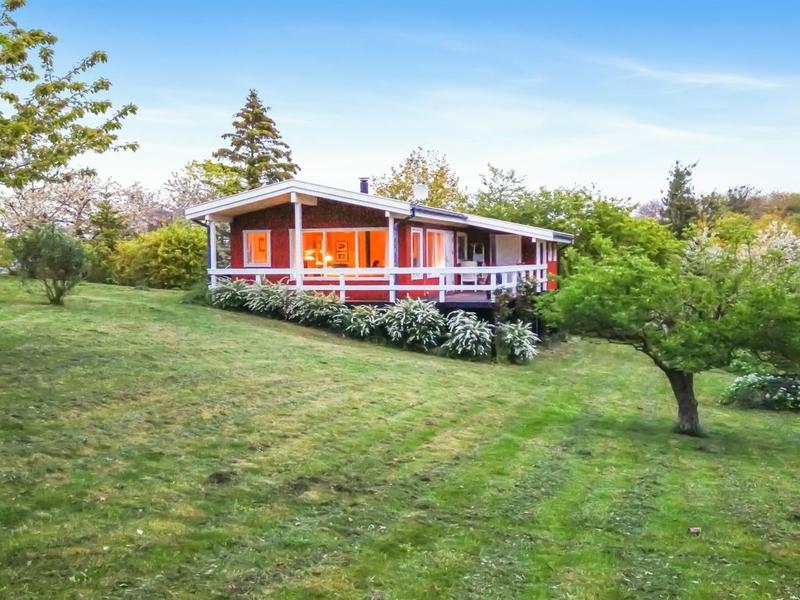 Hus/ Residence|"Hannele" - 200m from the sea in Bornholm|Bornholm|Svaneke