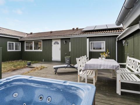 House/Residence|"Elco" - 450m from the sea|Northwest Jutland|Løkken