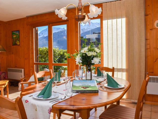 Appartement Rüthanet, Zwitserland, Ticino, Airolo, Keuken /Eetkamer