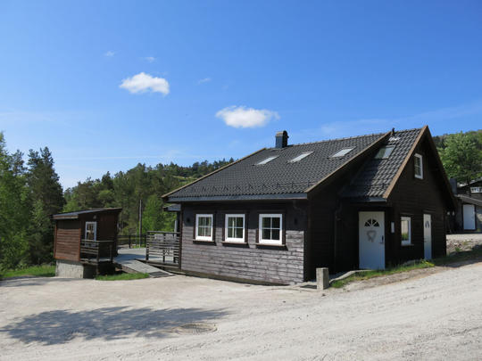 Lomatalo Revenbu, Norja, Åseral, Eikerapen, Näkymä