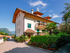 Haus/Residenz|Sigmundskron|Südtirol|Andrian