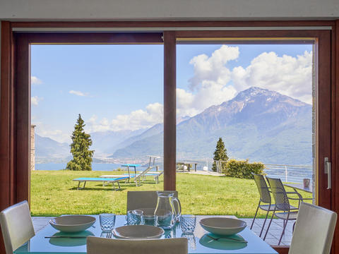 Inside|Roberta|Lake Como|Gravedona