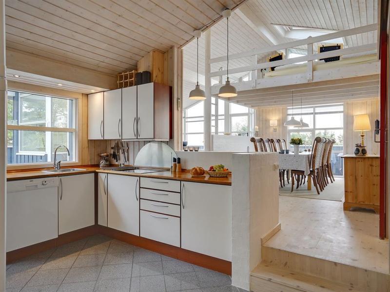 Hus/ Residence|"Carli" - 1.2km from the sea in Djursland and Mols|Djursland & Mols|Ebeltoft