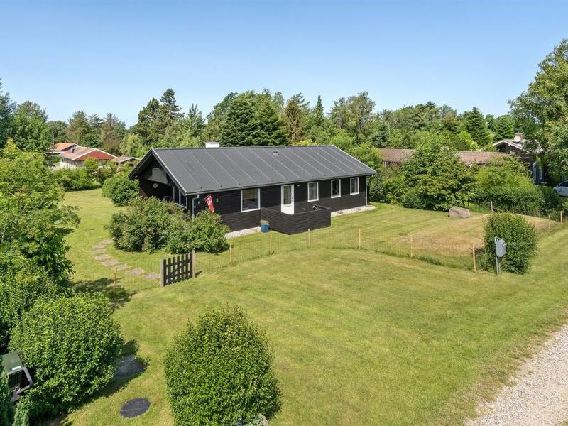 Hus/ Residence|"Hila" - 900m from the sea in Djursland and Mols|Djursland & Mols|Knebel