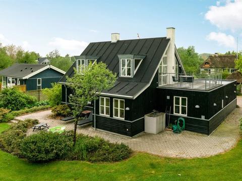 Hus/ Residence|"Gullan" - 75m from the sea|Fyn & öar|Middelfart