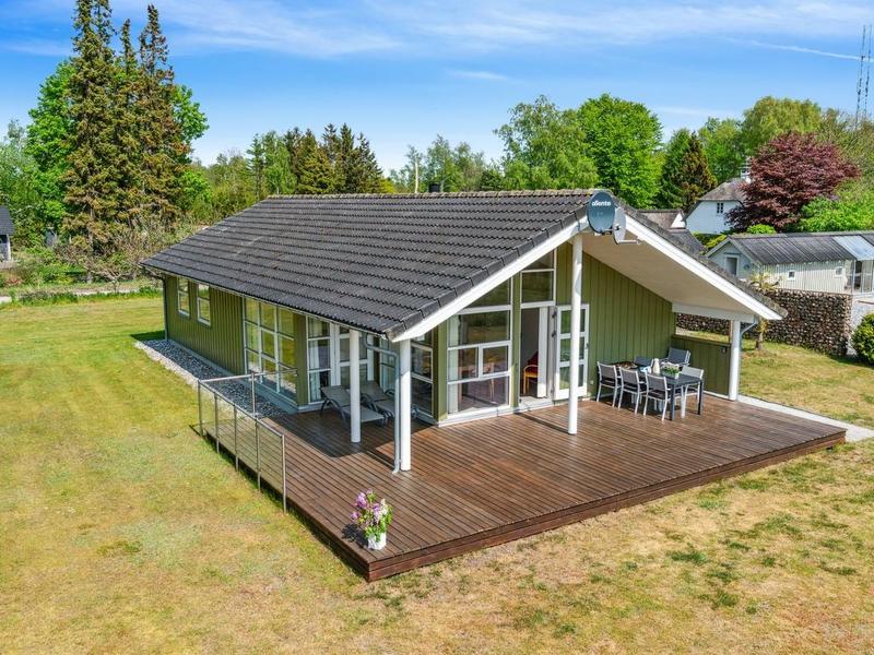 Hus/ Residence|"Henninge" - 300m from the sea in Djursland and Mols|Djursland & Mols|Grenaa