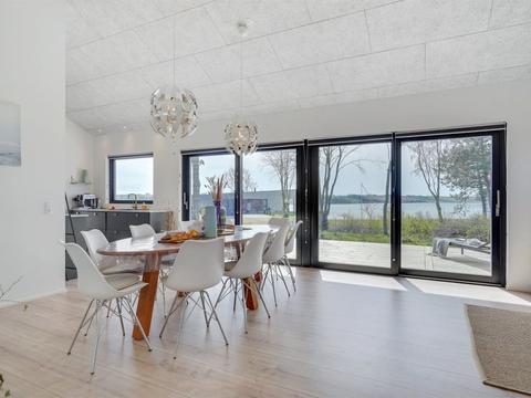 Inside|"Haley" - 150m from the sea|Funen & islands|Millinge