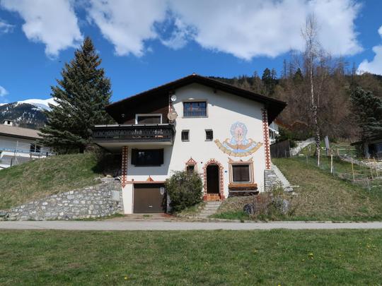 Lomatalo Tgaplotta, Sveitsi, Mittelbünden, Alvaneu Dorf, Ilmakuva