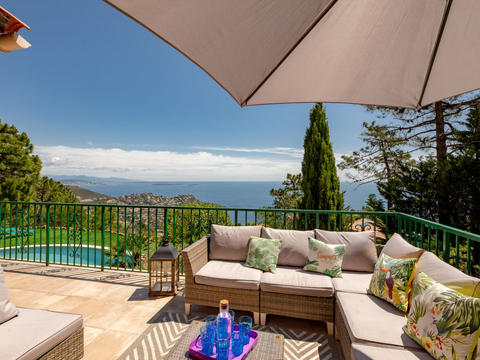 Maison / Résidence de vacances|Ponderosa|Côte d'Azur|Théoule sur mer