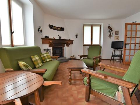 Indenfor|Chalet Elda|Lombardien|Mello