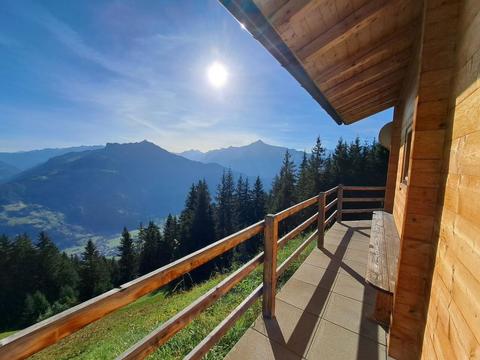 Haus/Residenz|Nasenalmhütte|Zillertal|Hippach