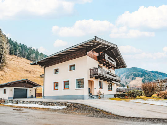 Apartman Auszeit, Austrija, Pinzgau, Hollersbach im Pinzgau, House