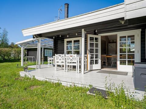 House/Residence|"Lamberthus" - 600m from the sea|Lolland, Falster & Møn|Rødby